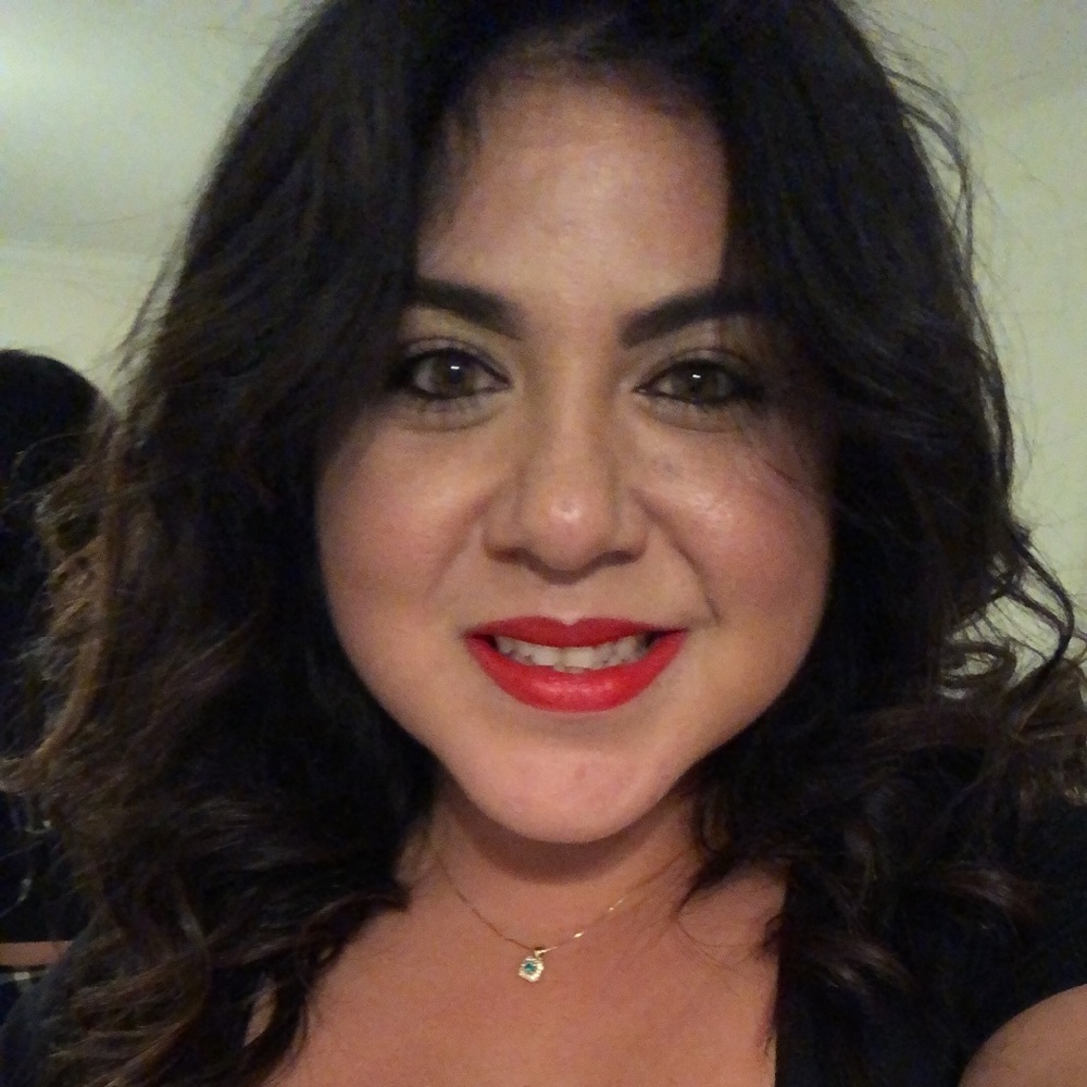 Meet your Posher, Lizbeth